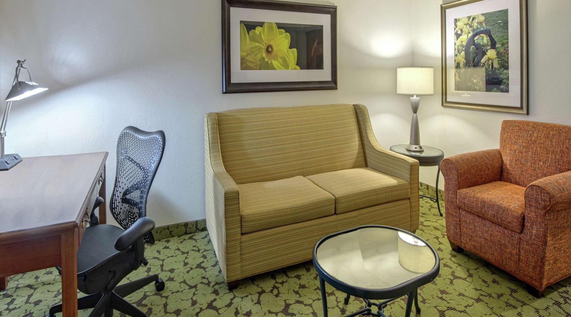Hilton Garden Inn Huntsville/Space Center מראה חיצוני תמונה